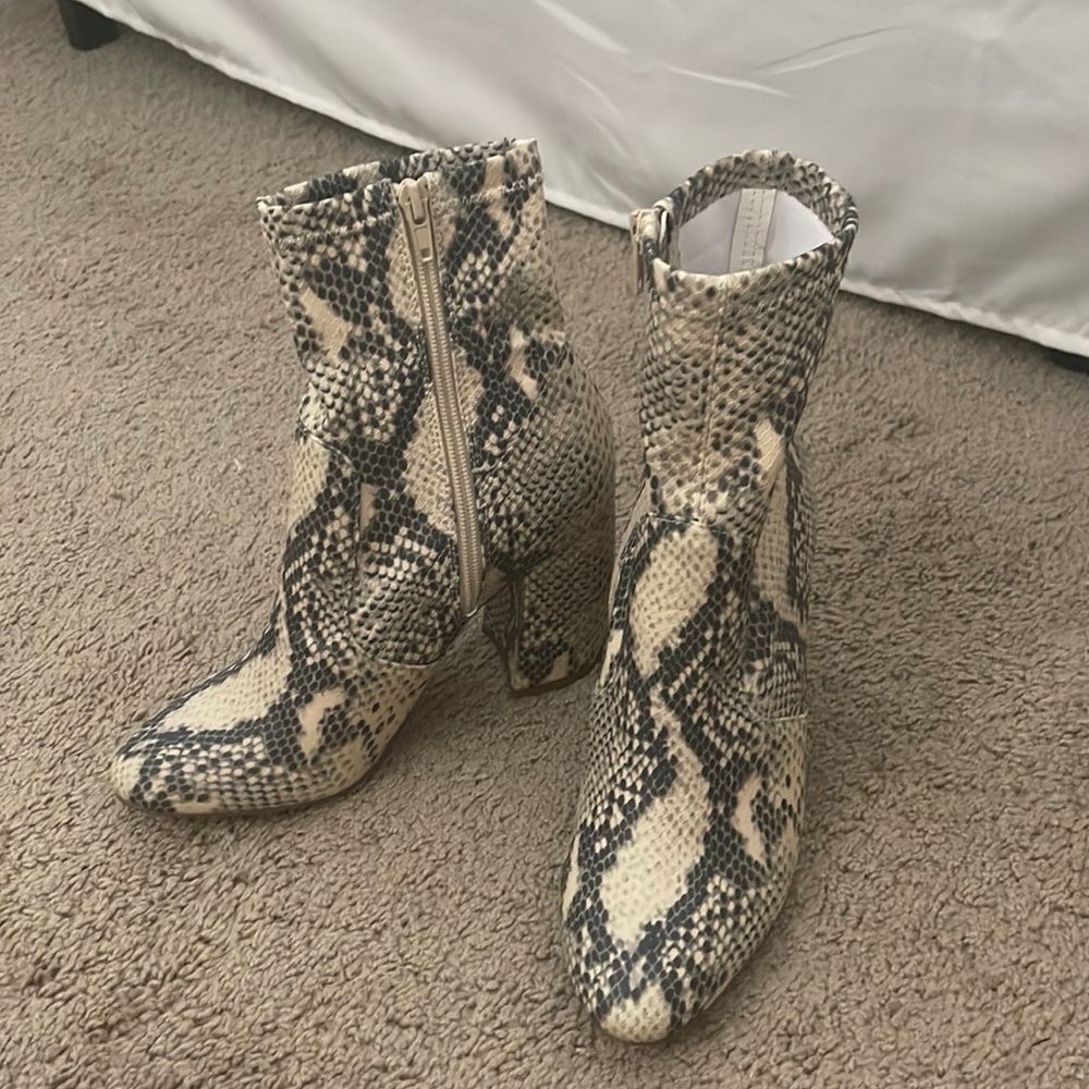 Steve Madden boots